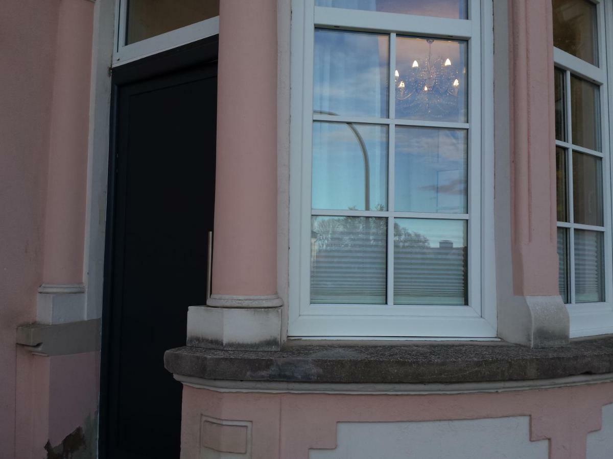 Moderne Wohnung In Barockem Altstadthaus Nahe Altstadt Und Radweg บลีสคาสเทล ภายนอก รูปภาพ