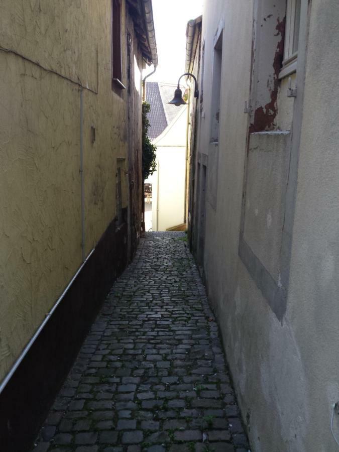 Moderne Wohnung In Barockem Altstadthaus Nahe Altstadt Und Radweg บลีสคาสเทล ภายนอก รูปภาพ